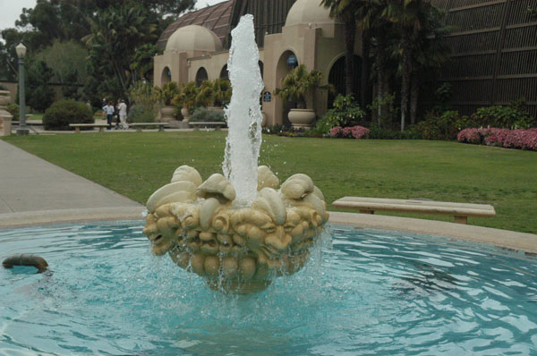 martine_fountain2