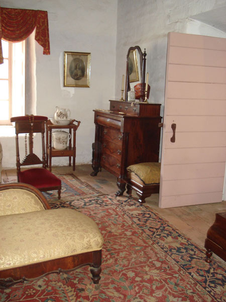 martine_ot house int